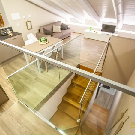 公寓 La Casa Dell'olmo - *