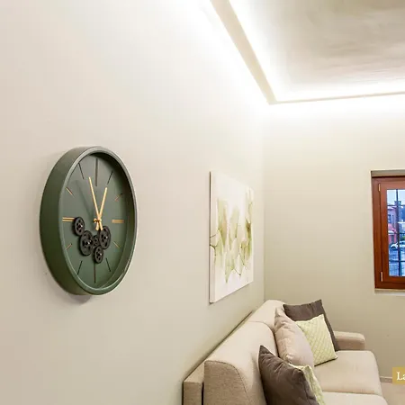 La Casa Dell'olmo - *