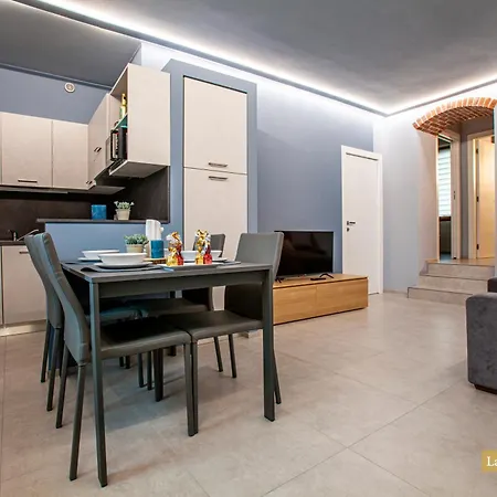 Апартаменты La Casa Dell'olmo - *